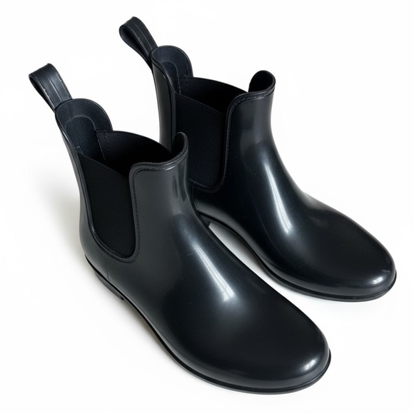 J.Crew Matte Black Chelsea Rain Boots Ankle Pull-On Rubber Booties Size 7 - Picture 1 of 11